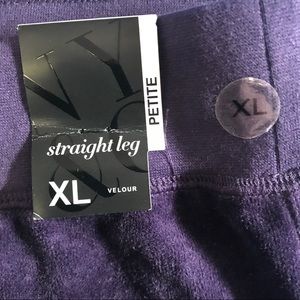 👍🏻NWT velour pants